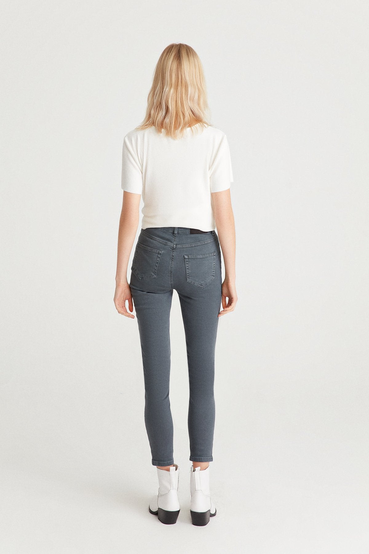 Antrasit Yüksek Bel Düz Kesim Jean