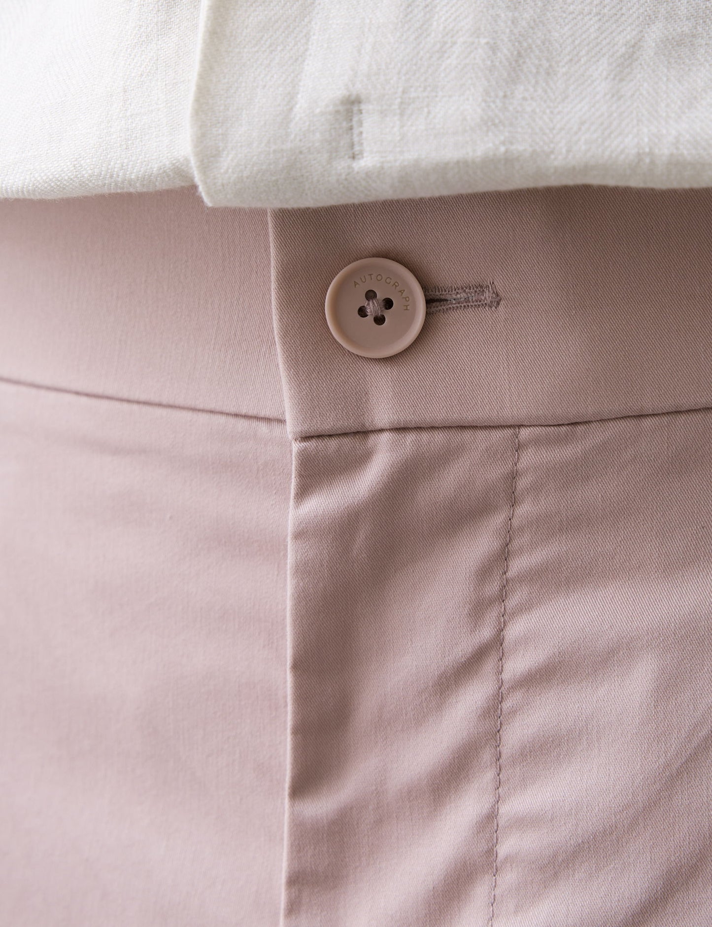 Pamuk Karışımlı Regular Fit Lightweight Chino Şort