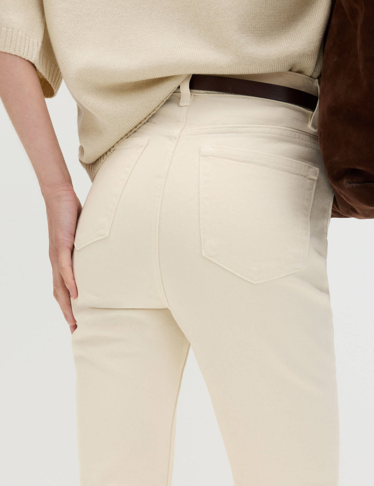 Yüksek Bel Püskül Paça Straight Jean