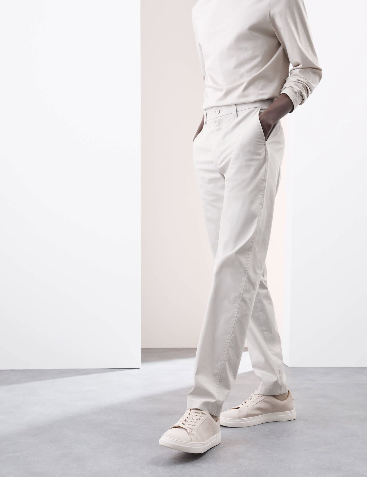 Regular Fit Süper Lightweight Chino Pantolon