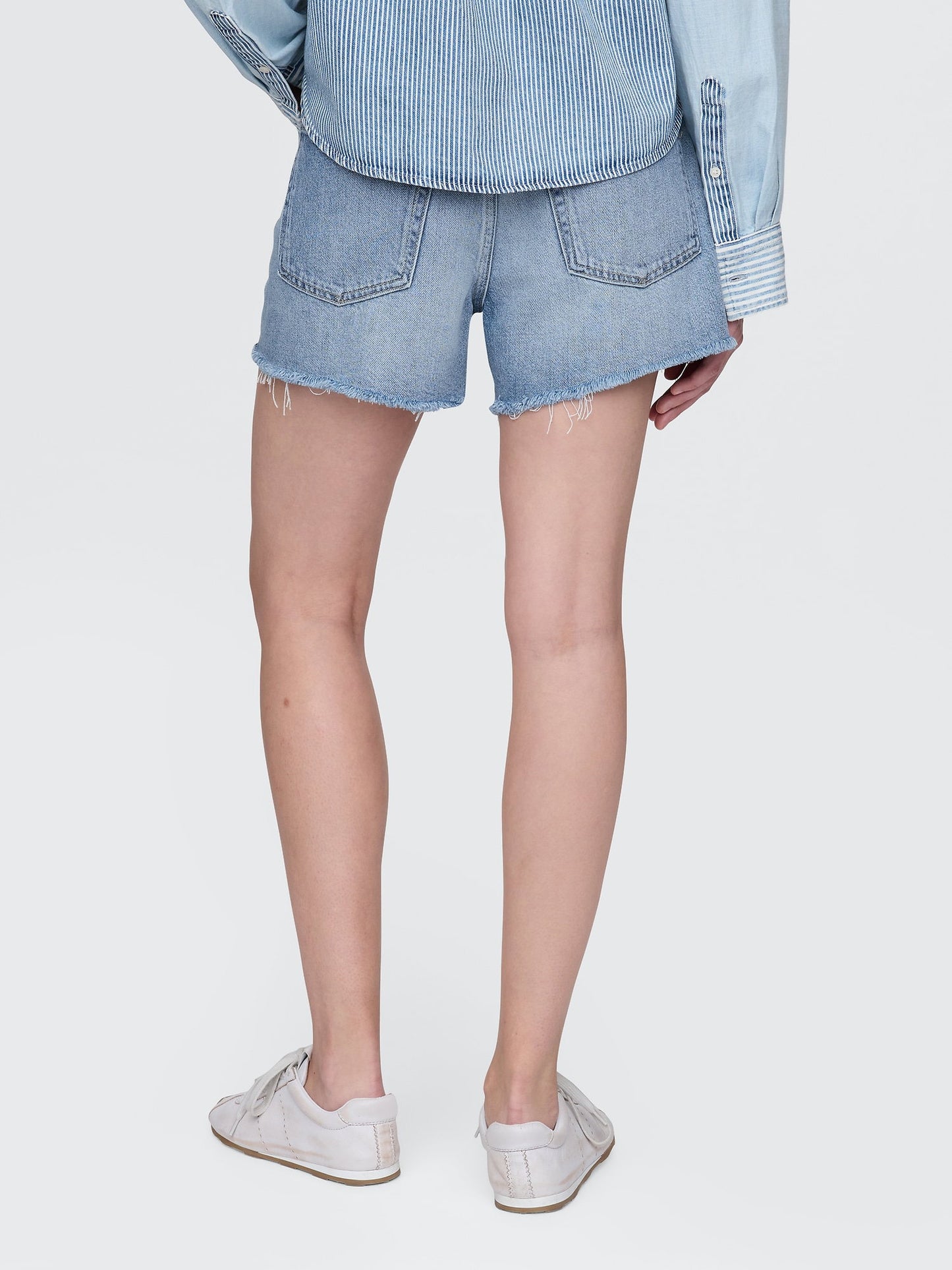 Açık Mavi 4 Mid Rise Ultrasoft Relaxed Şort
