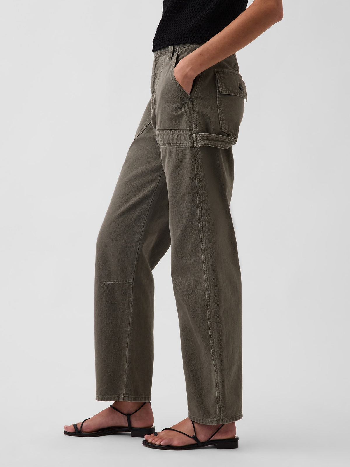 Haki Mid Rise Barrel Utility Ankle Pantolon