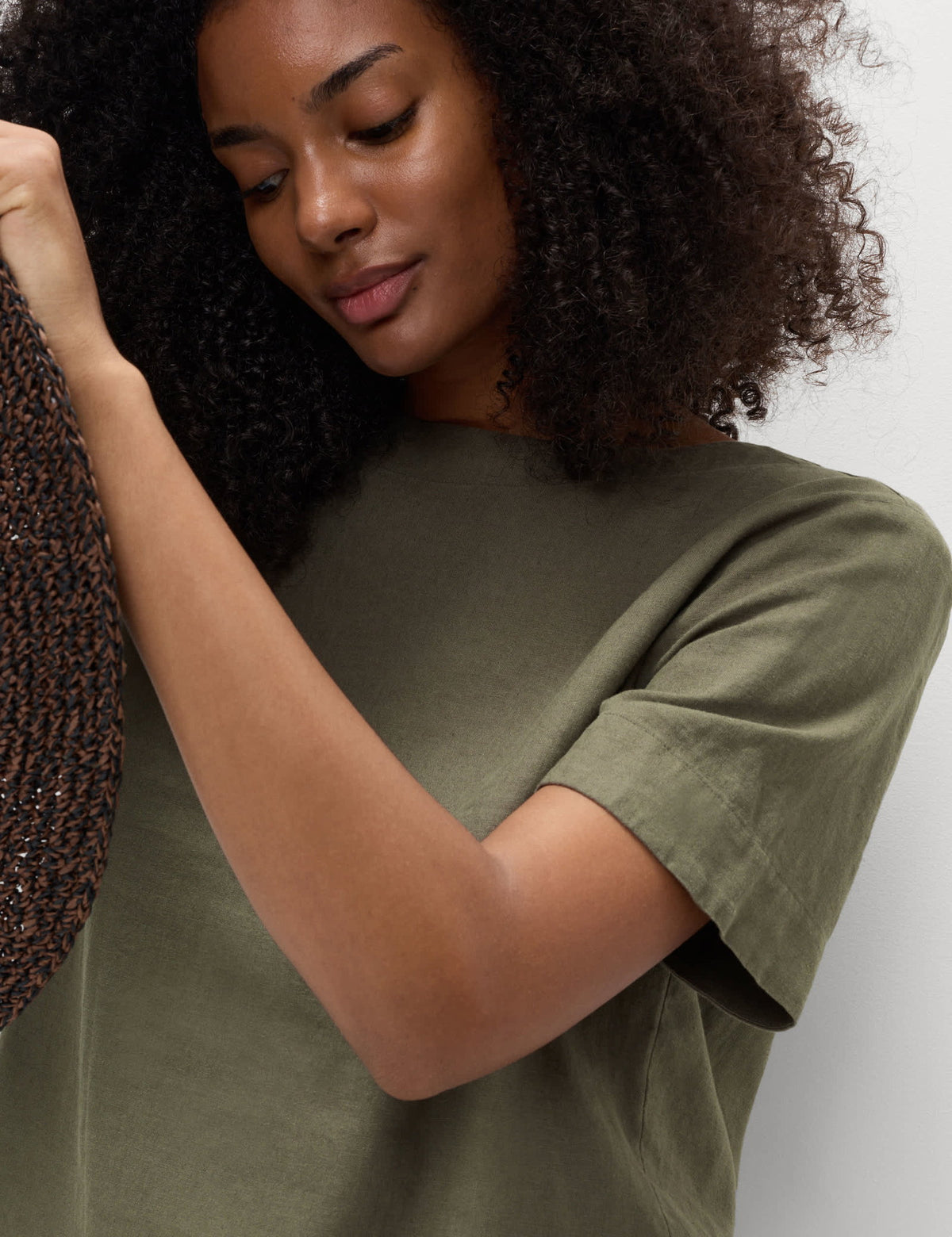 Keten Karışımlı Scoop Yaka T-shirt