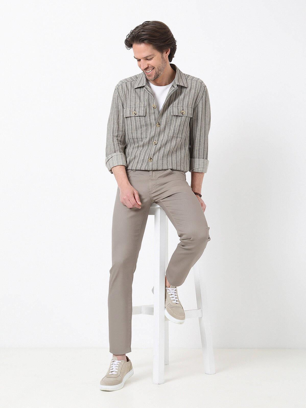 Haki Düz Dokuma Regular Fit Casual Pamuk Karışımlı Pantolon