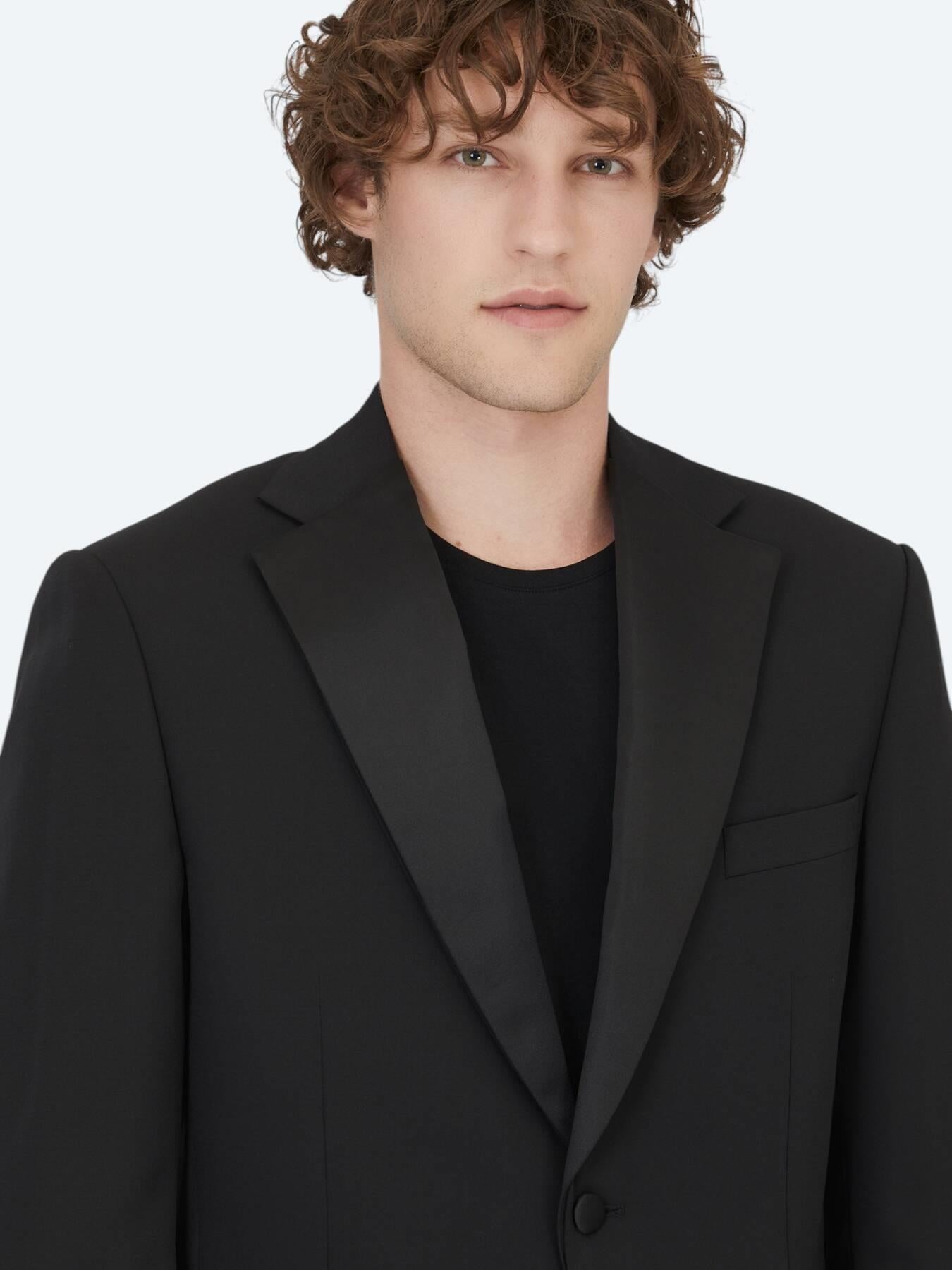 Siyah Modern Fit Çıkarılabilir Mono Yaka Dokuma Smokin Takım Elbise