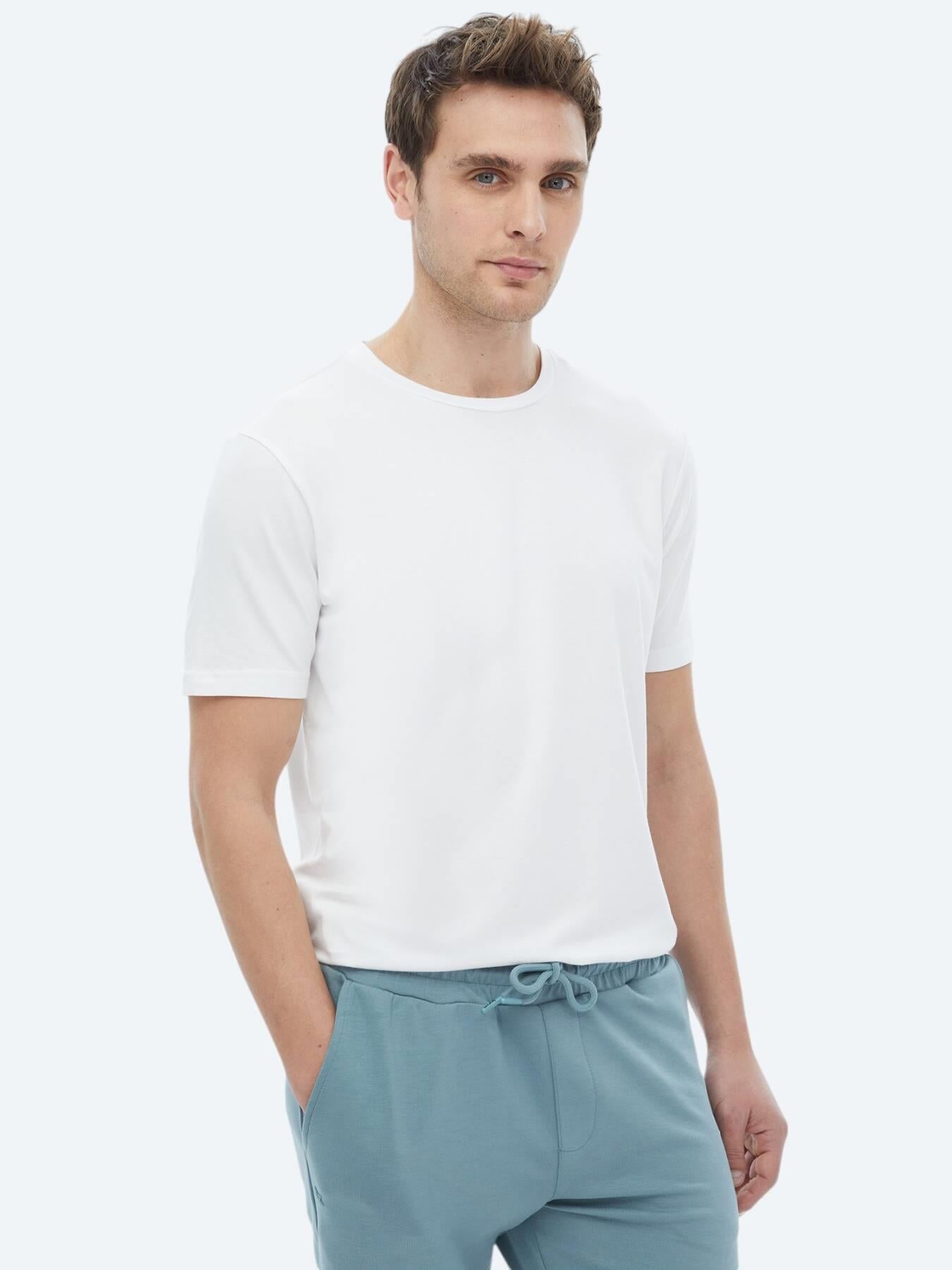 Beyaz Bisiklet Yaka Pamuk Karışımlı T-shirt