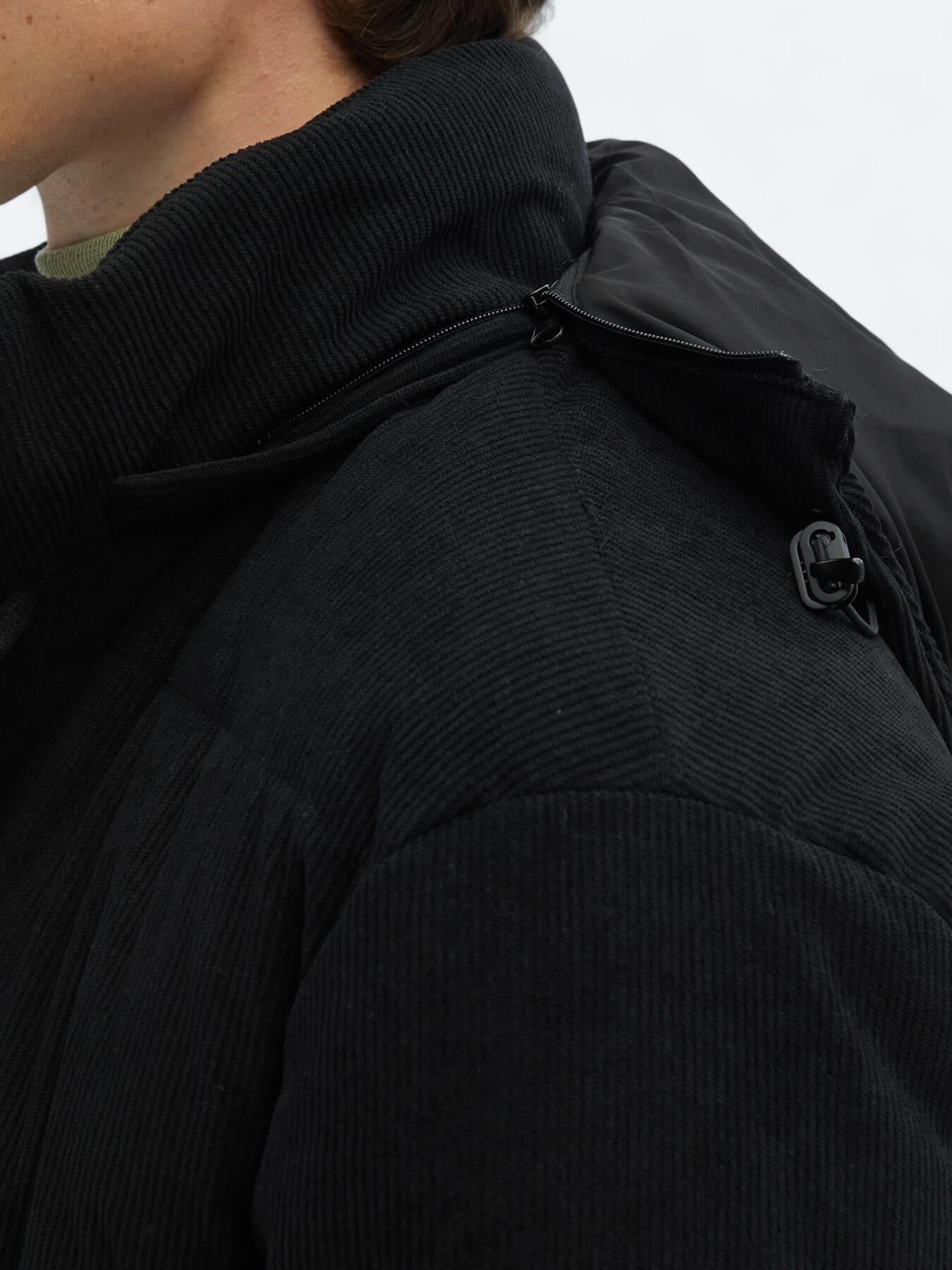 Siyah Regular Fit Kapüşonlu Casual Dokuma Mont