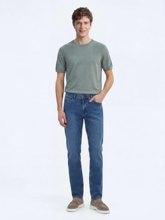 Orta Mavi Slim Fit Çevre Dostu Denim Pamuk Karışımlı Pantolon