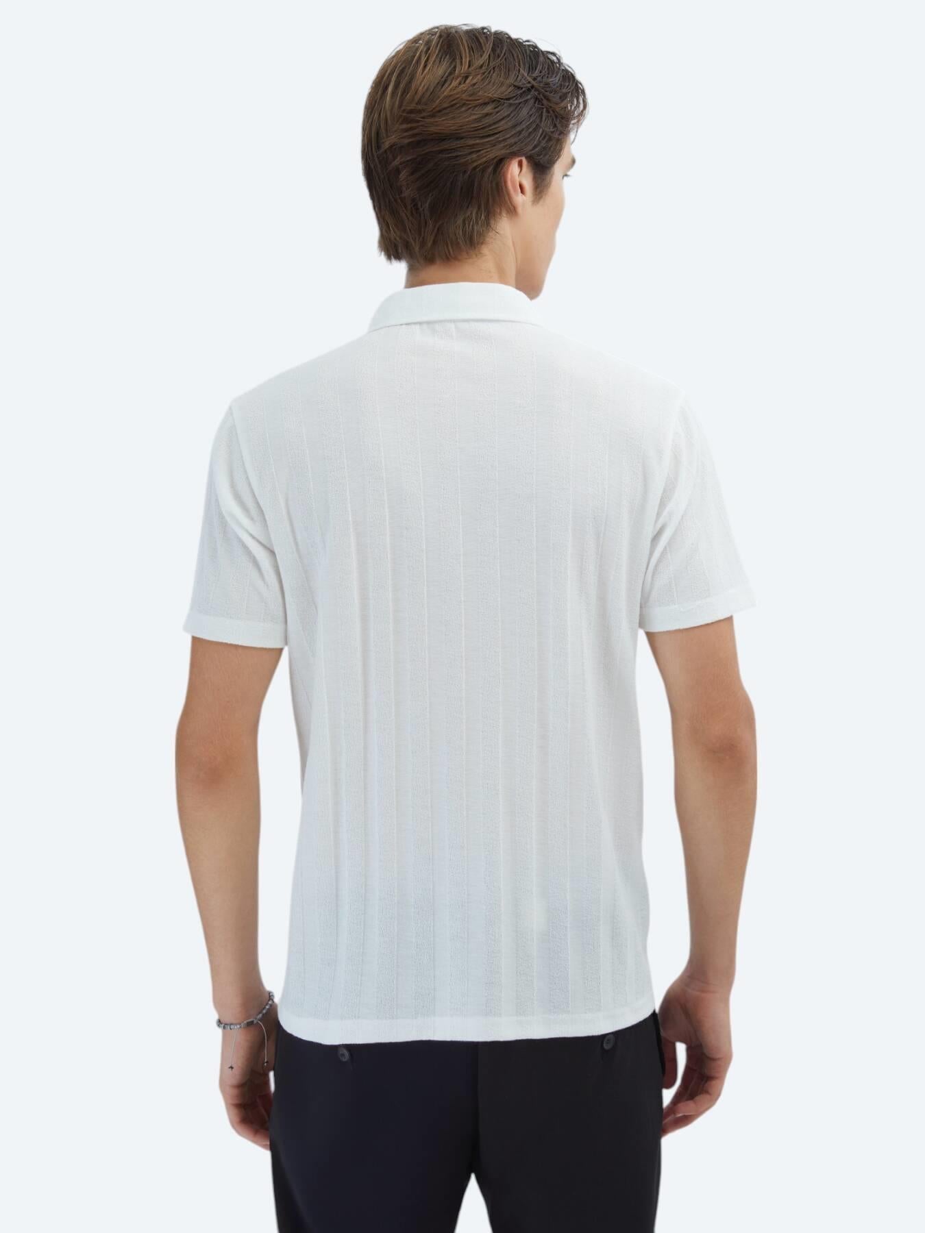 Beyaz Desenli Regular Fit Kısa Casual Gömlek