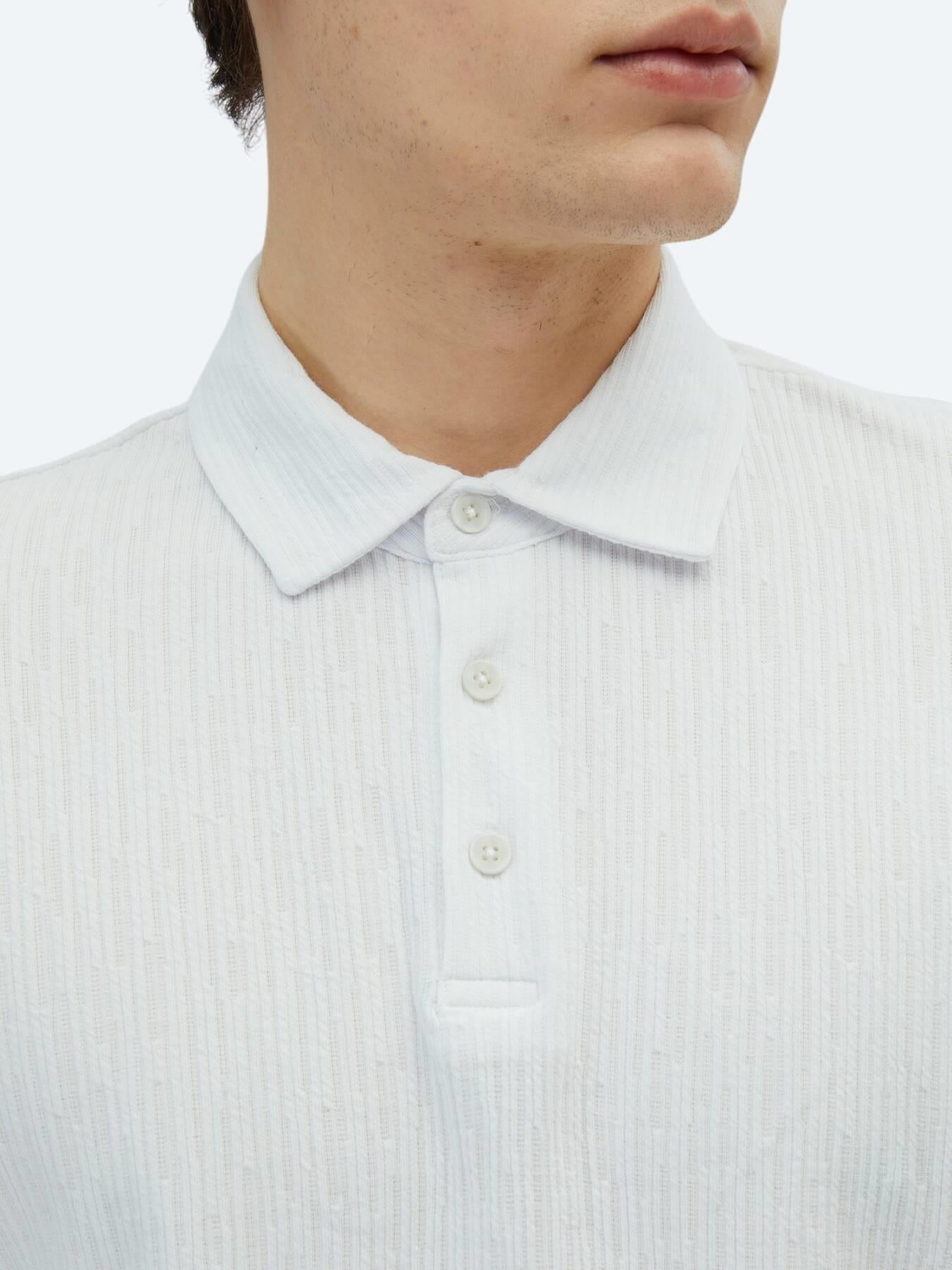 Beyaz Desenli Polo Yaka Pamuk Karışımlı T-shirt