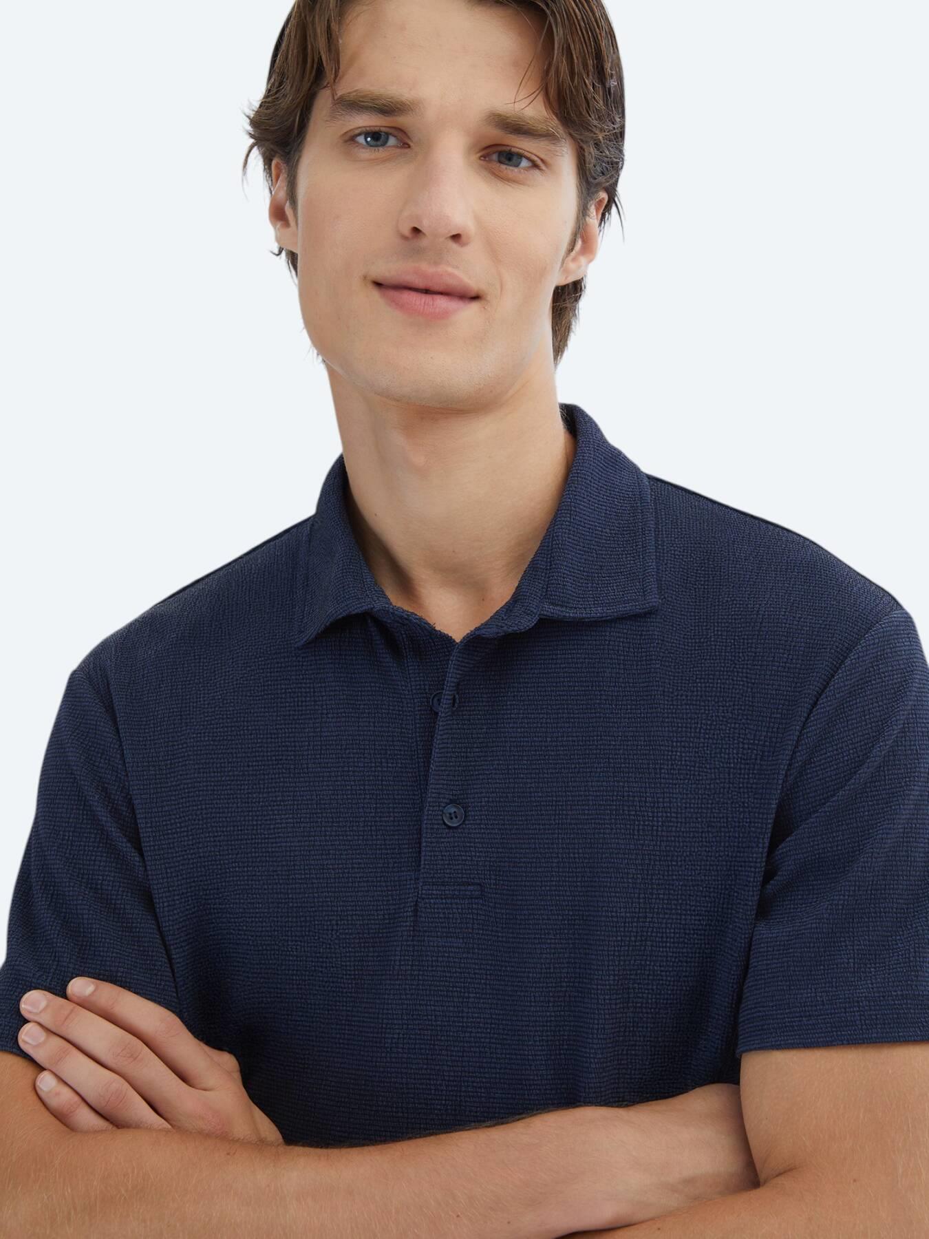 Lacivert Desenli Polo Yaka T-shirt