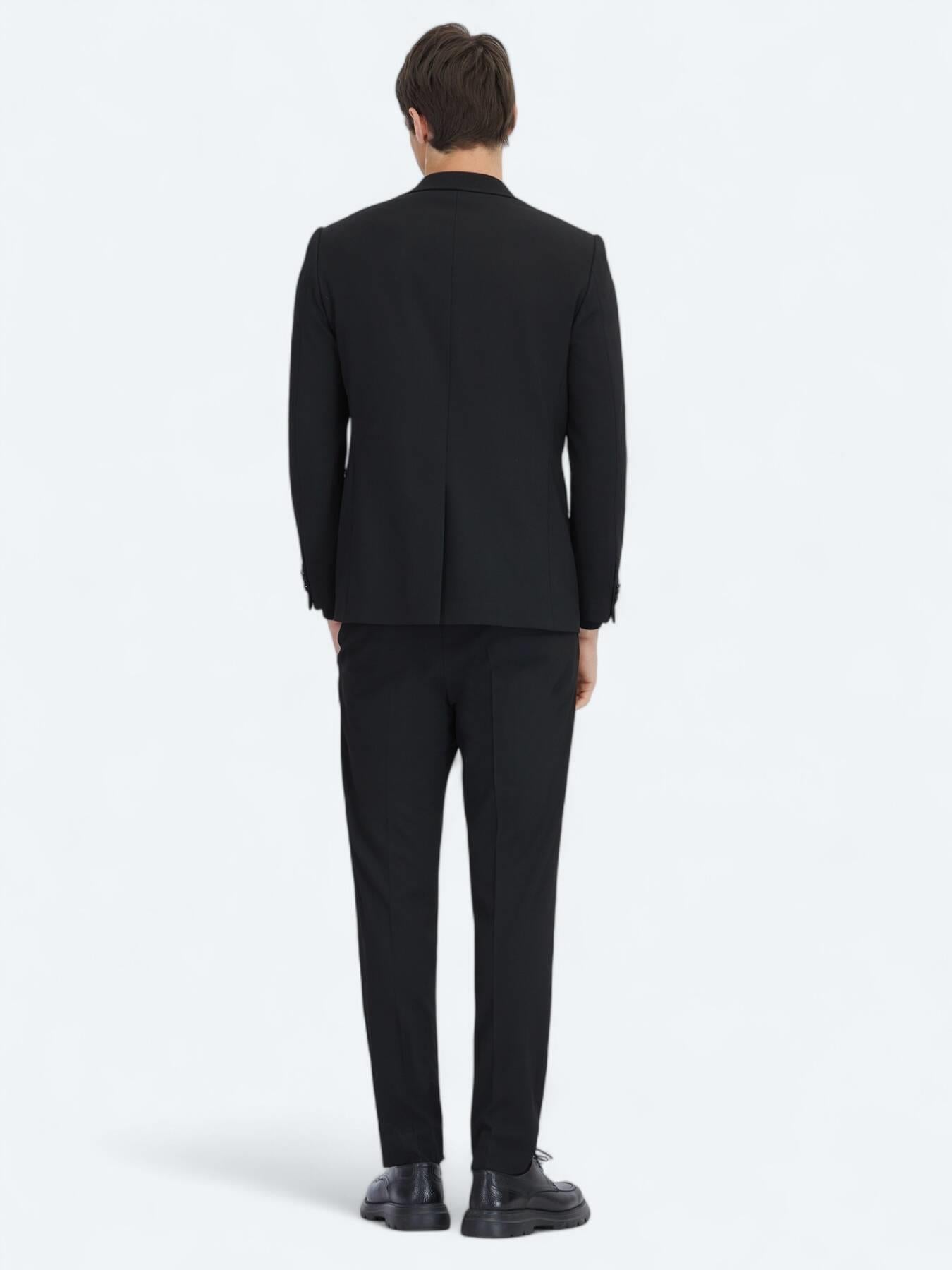 Siyah Çizgili Modern Fit Takım Elbise