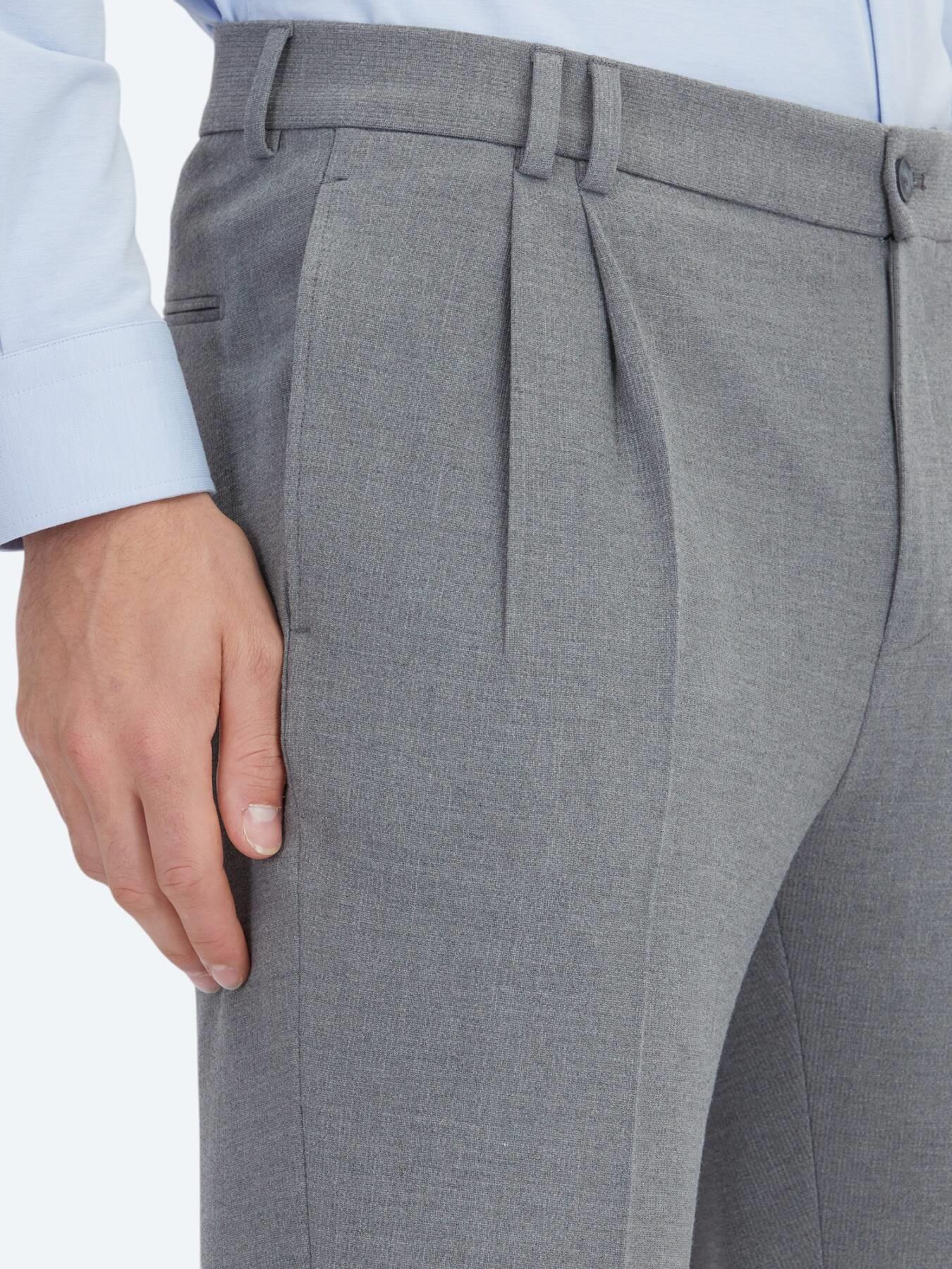 Gri Çizgili Modern Fit Takım Elbise