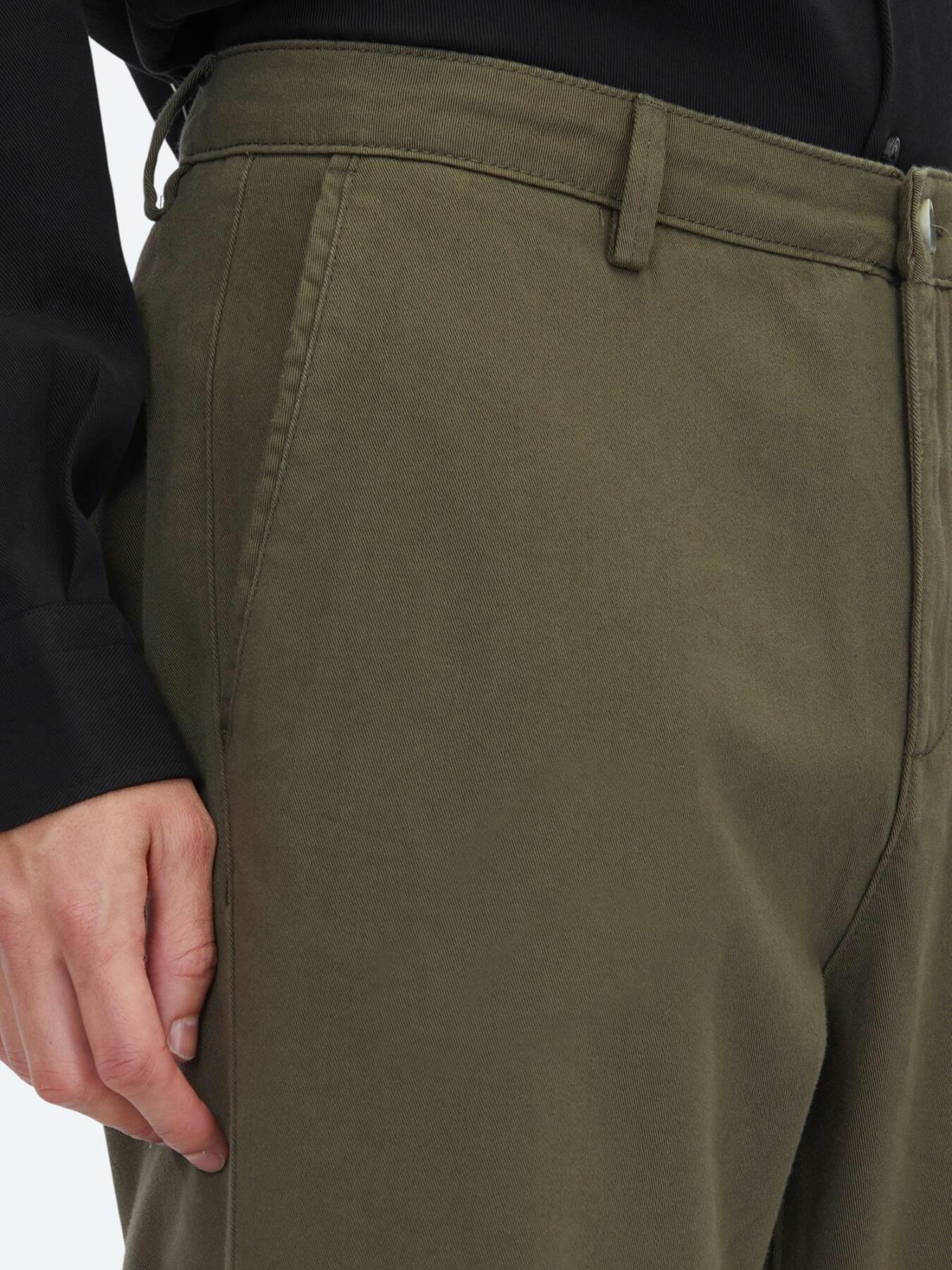 Haki Dokuma Relaxed Fit Casual Pamuk Karışımlı Pantolon