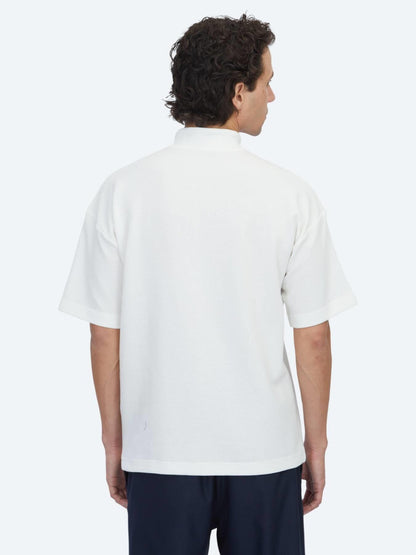 Ekru Desenli Dik Yaka T-shirt