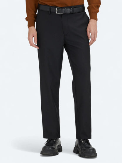 Siyah Düz Dokuma Regular Fit Casual Pantolon