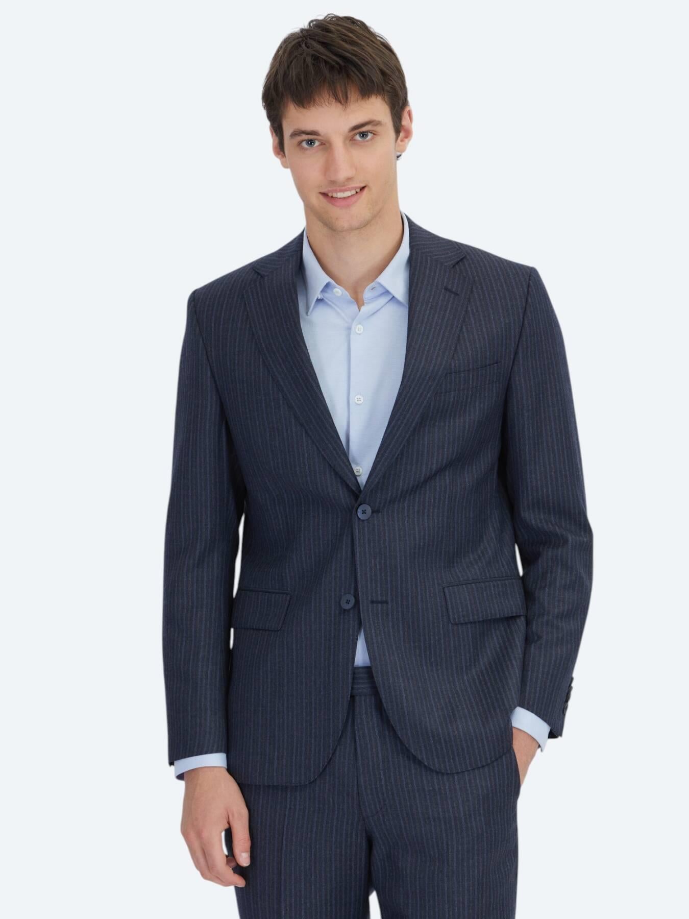 Lacivert Çizgili Modern Fit Yün Karışımlı Takım Elbise