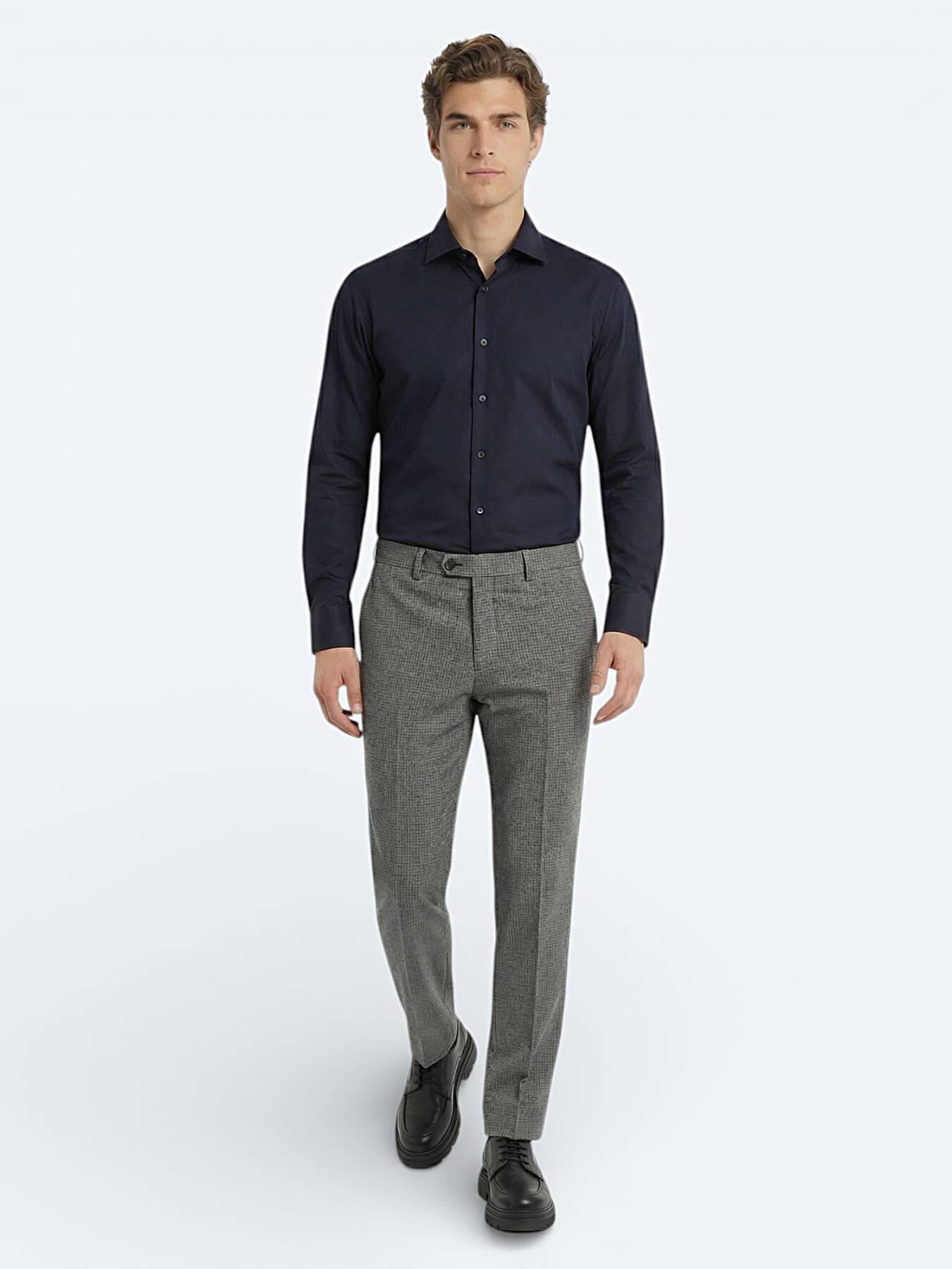 Siyah Düz Slim Fit Uzun Dokuma Klasik %100 Pamuk Gömlek