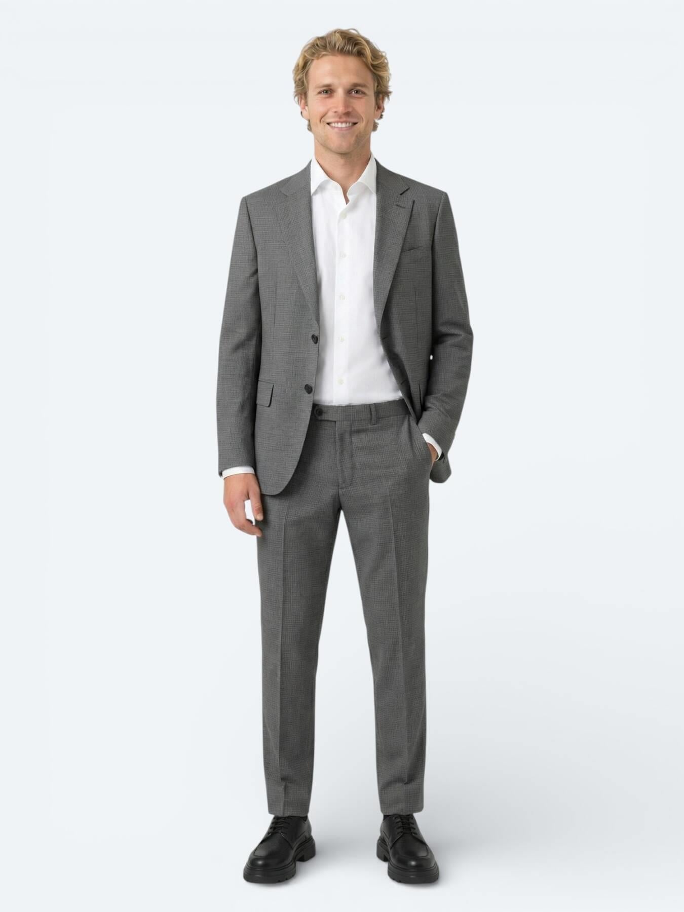 Gri Çizgili Modern Fit %100 Yün Takım Elbise