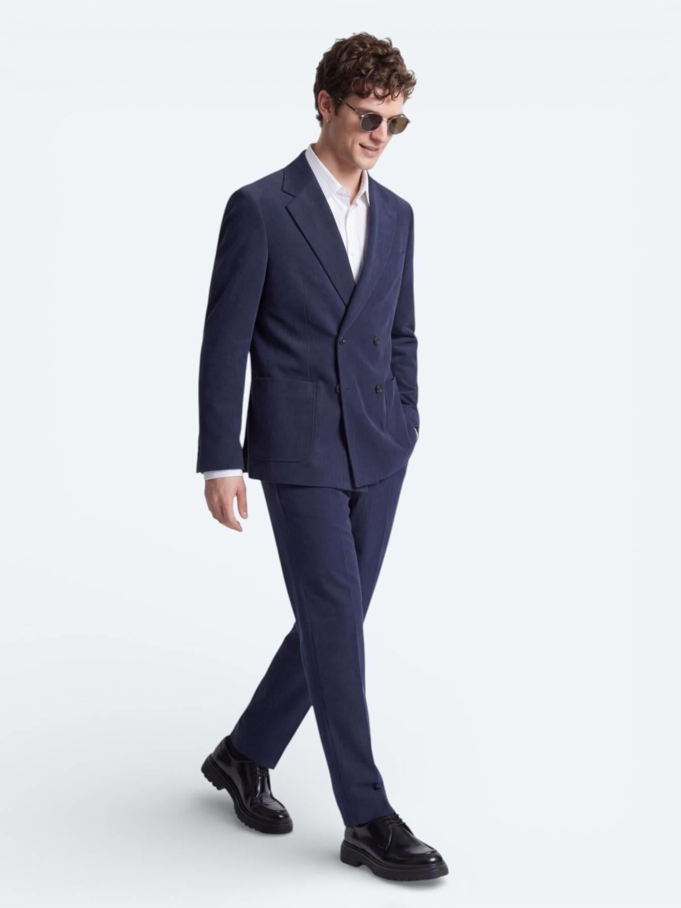 Lacivert Çizgili Modern Fit Takım Elbise