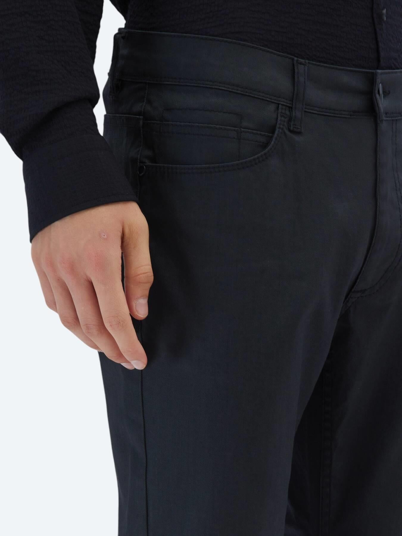 Siyah Düz Dokuma Fitted Fit Casual Pamuk Karışımlı Pantolon