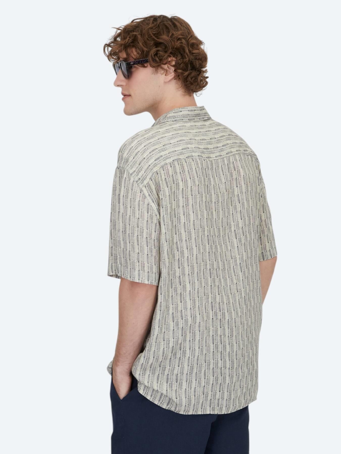 Mavi Desenli Oversize Fit Kısa Dokuma Casual Gömlek