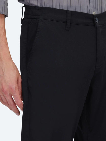 Siyah Dokuma Jogging Fit Casual Pamuk Karışımlı Pantolon