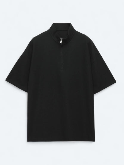 Siyah Desenli Dik Yaka T-shirt