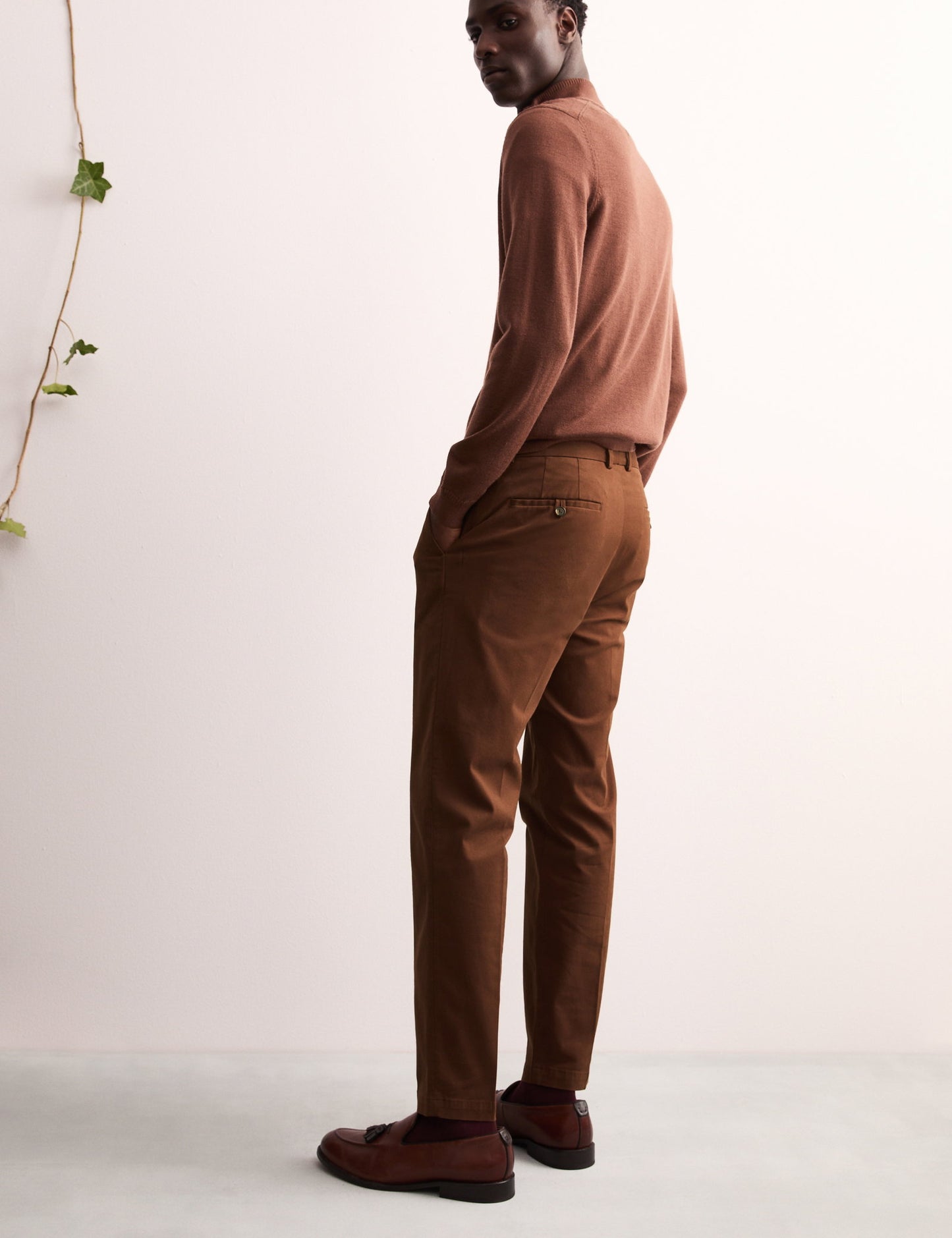Tapered Fit Italian Chino Pantolon
