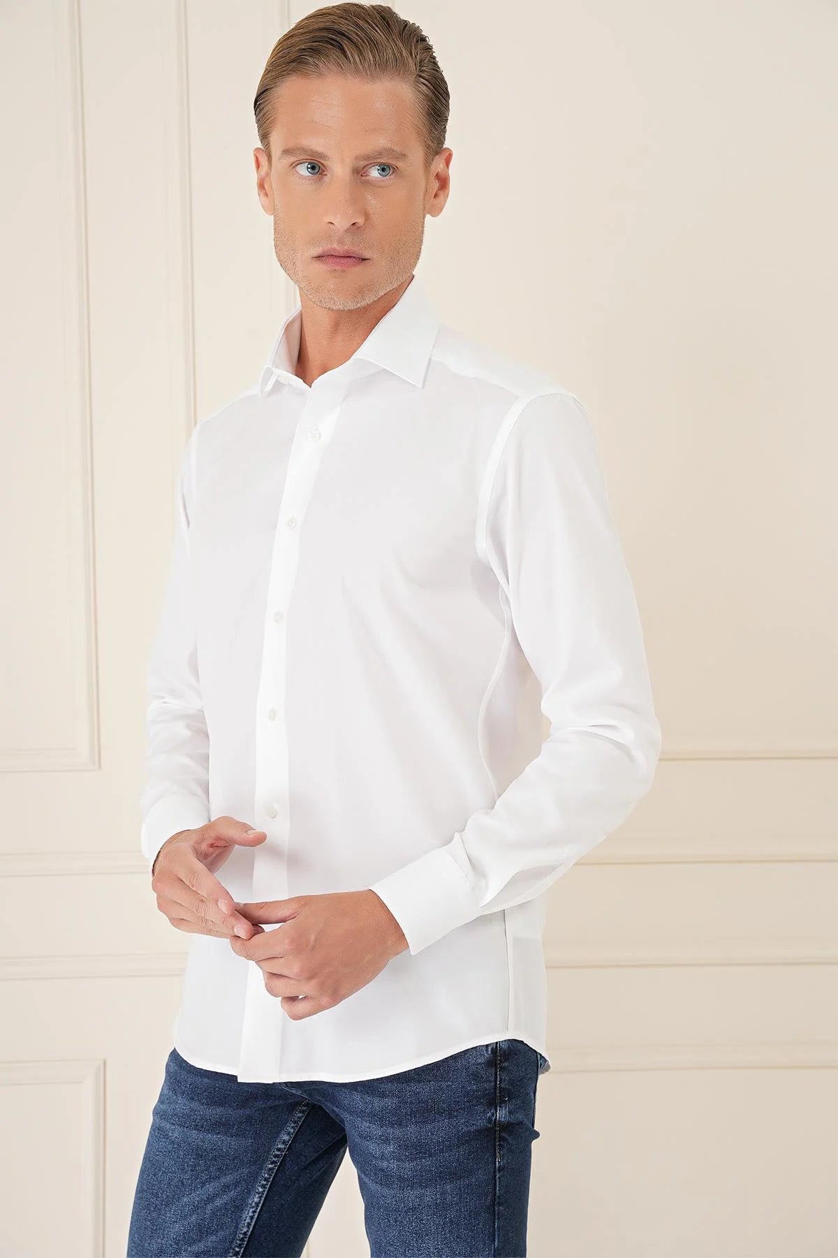 Gk 735 Slim Fit Beyaz Klasik Gömlek