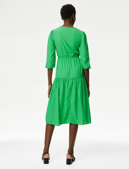 Regular Fit Dokulu Midi Elbise