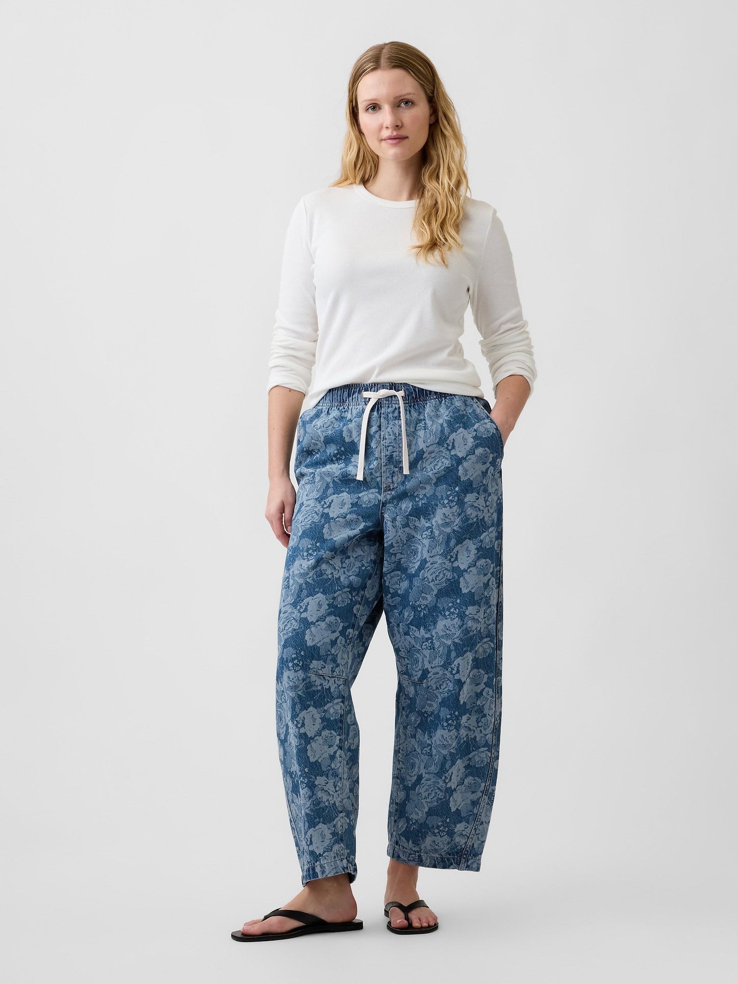 Mavi Mid Rise Baskılı Pull-on Barrel Jean Pantolon