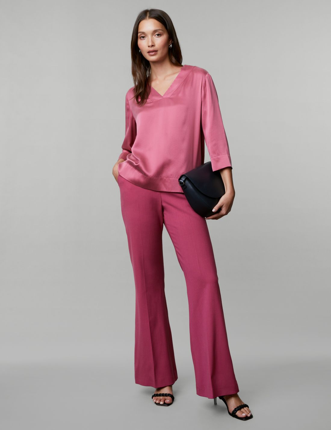 Relaxed Fit V Yaka Ipek Bluz