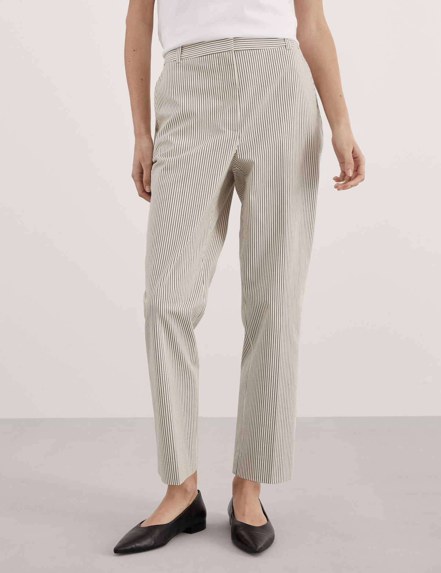 Yüksek Bel Çizgili Tapered Fit Pantolon