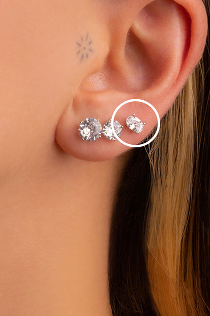 Oval Taşlı 18 Ayar Sarı Altın Kaplama 6 Mm Gümüş Tektaş Küpe 5016260144