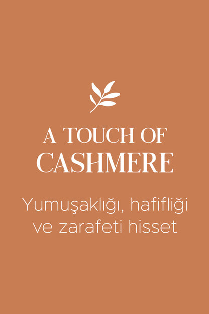 Ekru Modal Kaşmir Kayık Yaka Uzun Kollu Üst