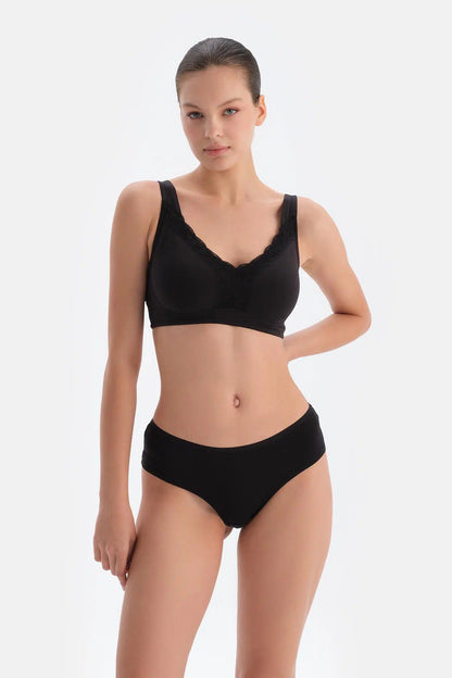 Siyah Missy Dantel Detaylı Balensiz Sütyen