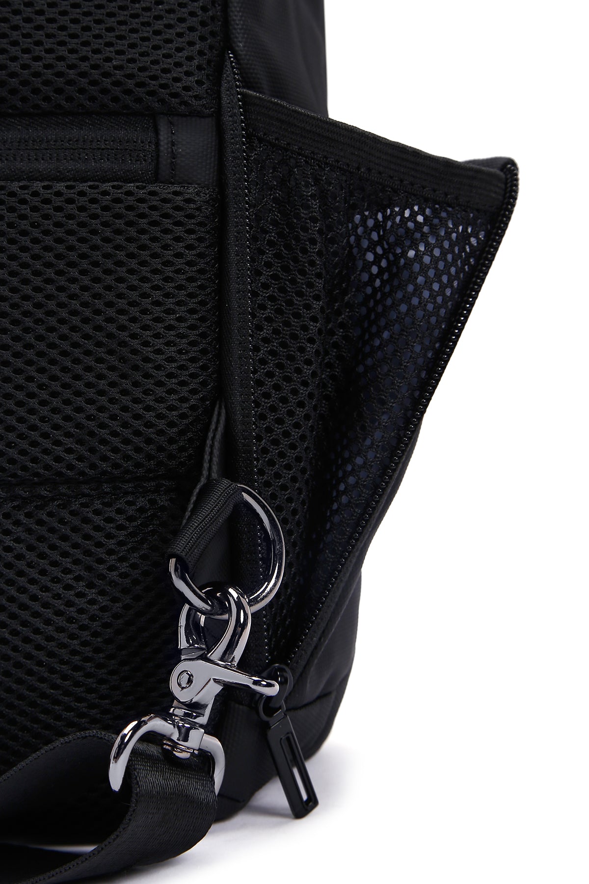 D-pack Erkek Siyah Teknolojik Kumaş Çapraz Çanta