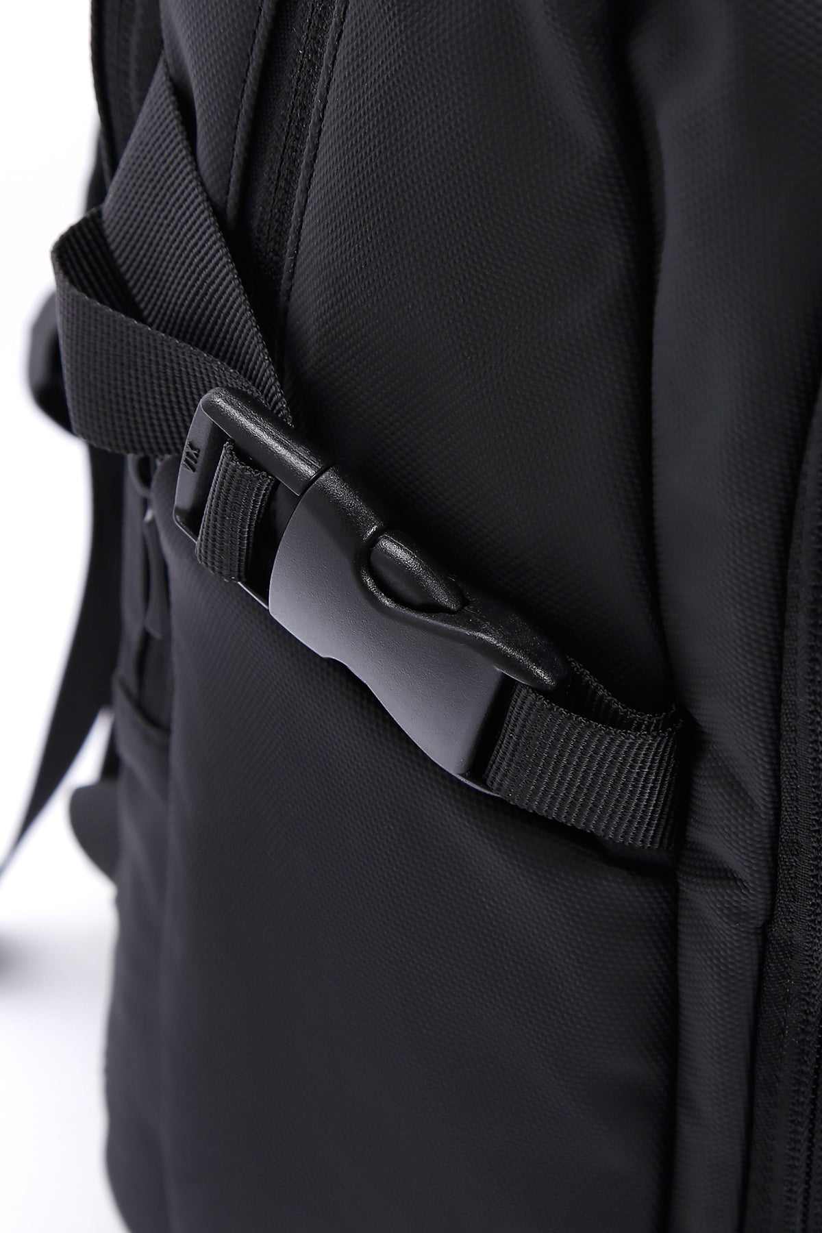 D-pack Erkek Siyah Teknolojik Kumaş Sırt Çantası