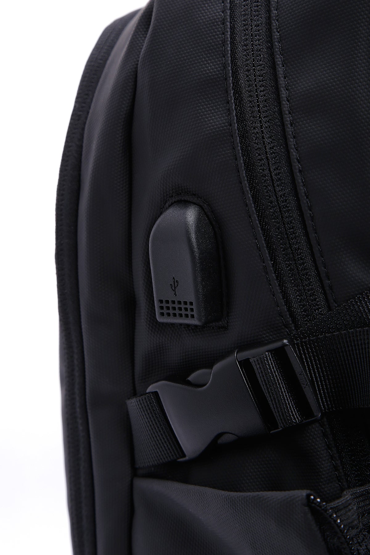 D-pack Erkek Siyah Teknolojik Kumaş Sırt Çantası