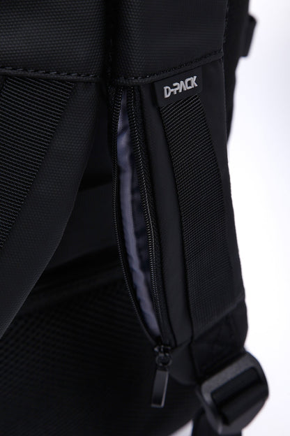 D-pack Erkek Siyah Teknolojik Kumaş Sırt Çantası