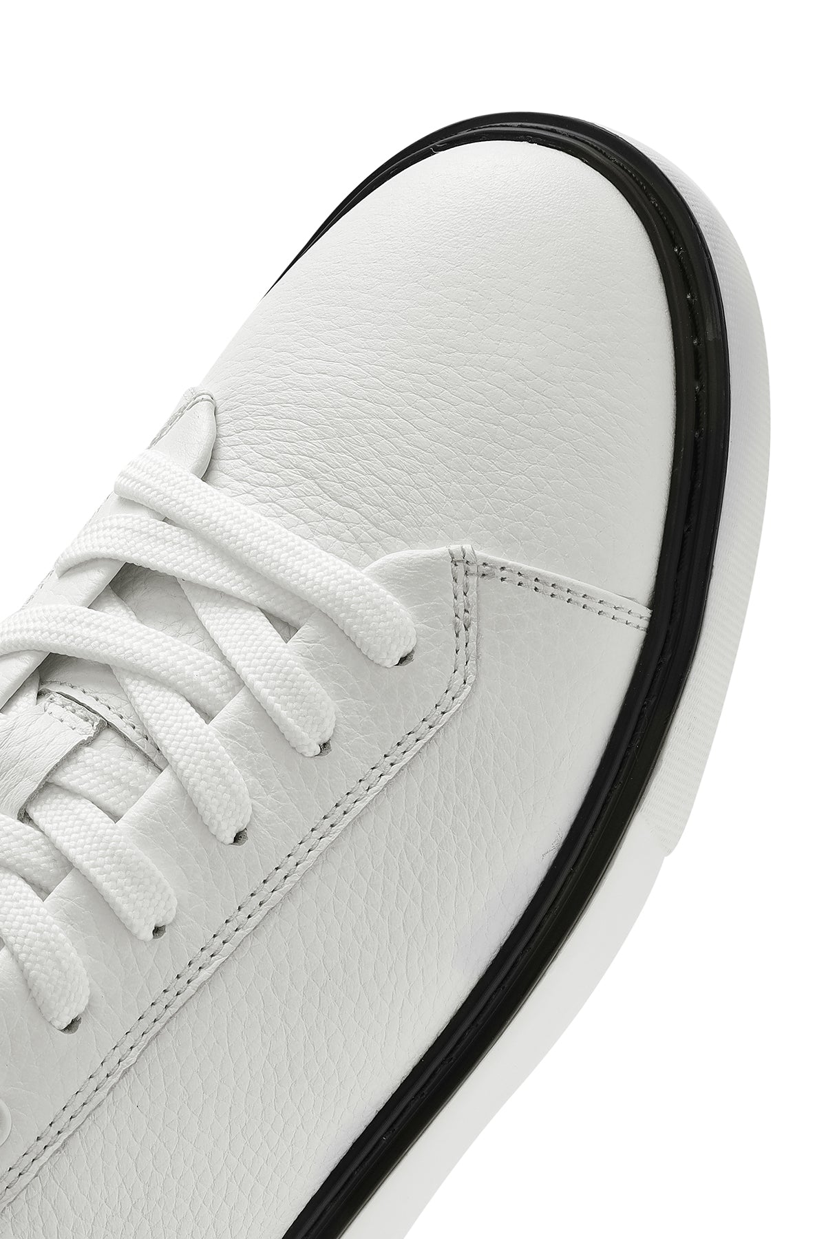 Erkek Beyaz Bağcıklı Kalın Tabanlı Deri Sneaker