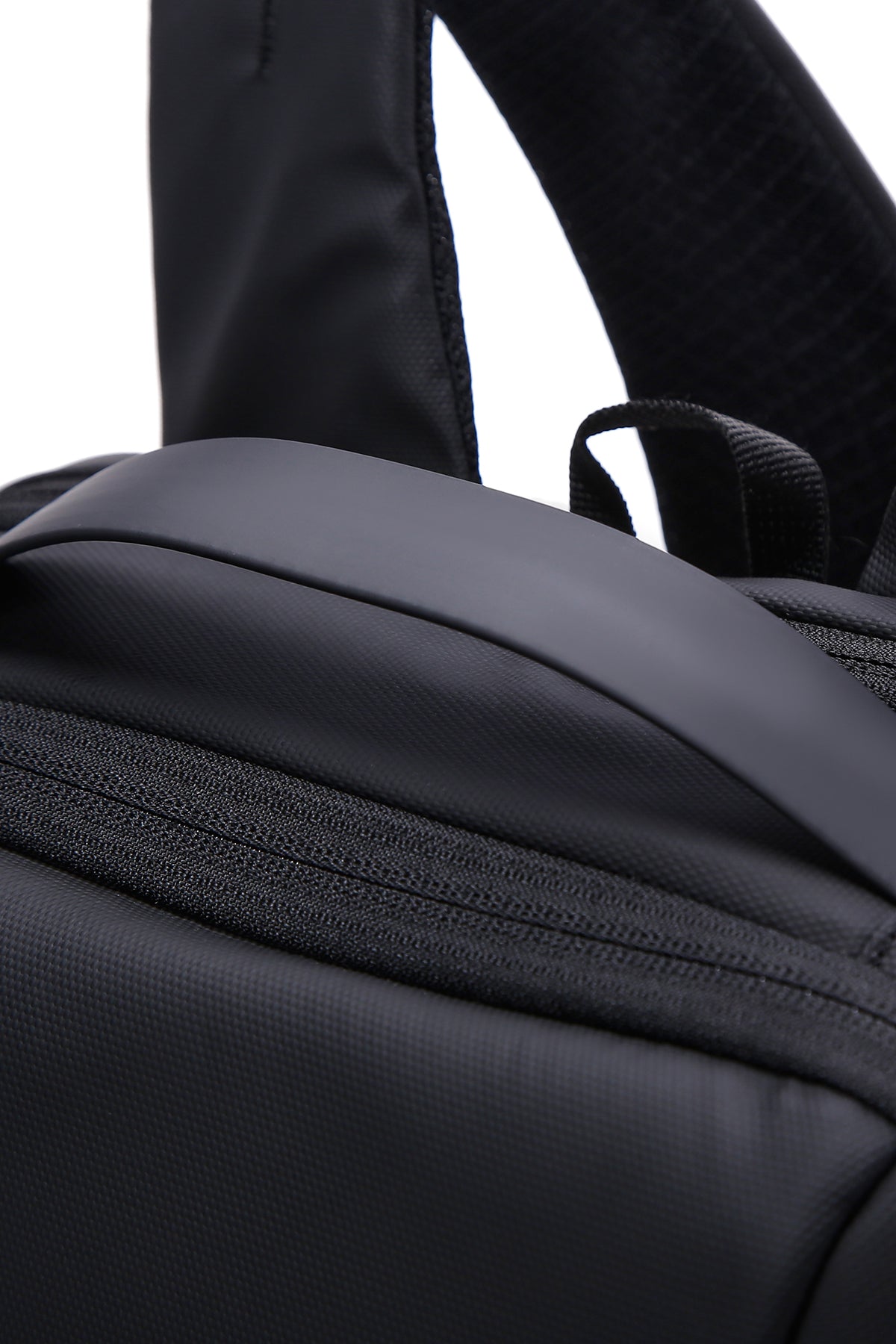 D-pack Erkek Siyah Teknolojik Hardcase Sırt Çantası