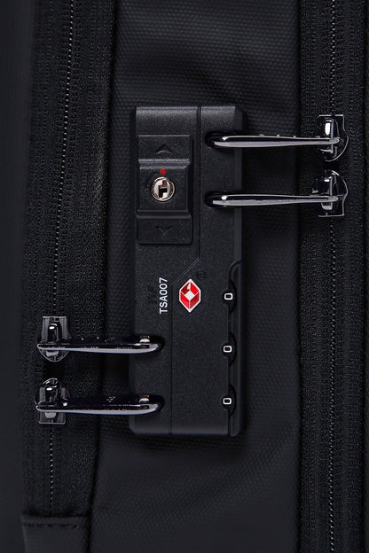D-pack Erkek Siyah Teknolojik Hardcase Sırt Çantası