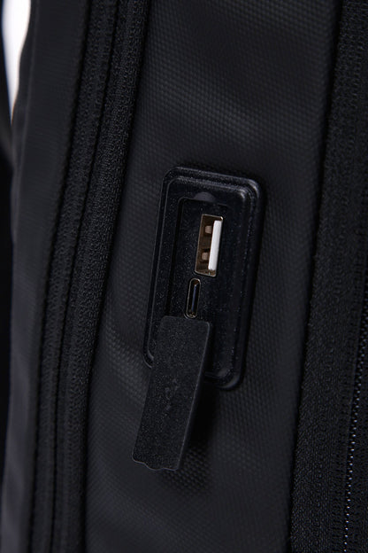 D-pack Erkek Siyah Teknolojik Hardcase Sırt Çantası
