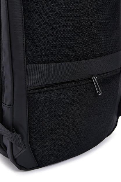 D-pack Erkek Siyah Teknolojik Kumaş Hardcase Sırt Çantası