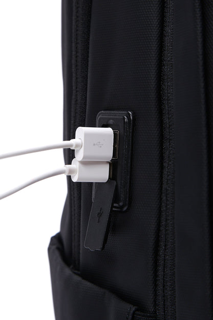 D-pack Erkek Siyah Teknolojik Kumaş Hardcase Sırt Çantası
