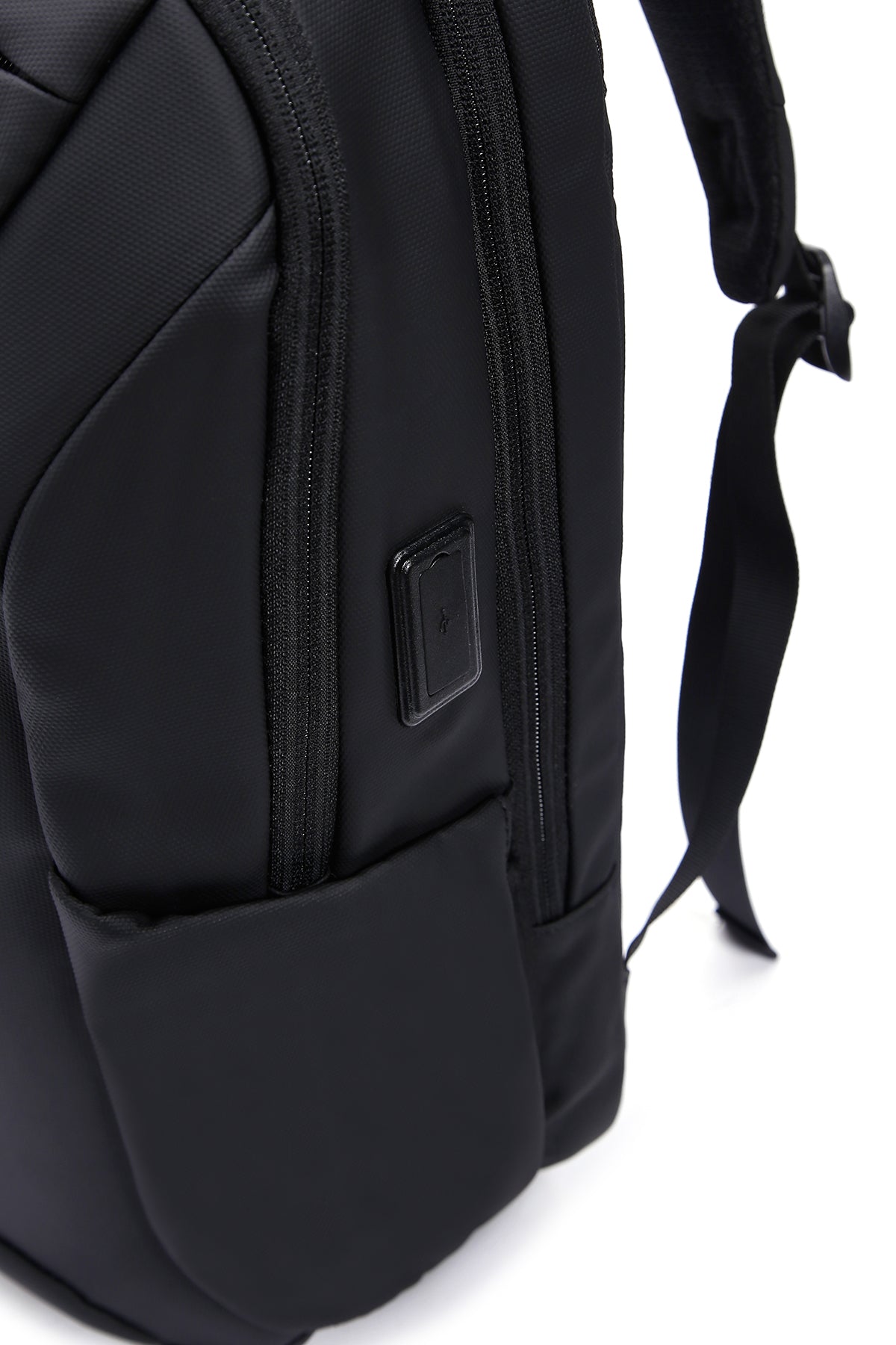 D-pack Erkek Siyah Teknolojik Kumaş Hardcase Sırt Çantası