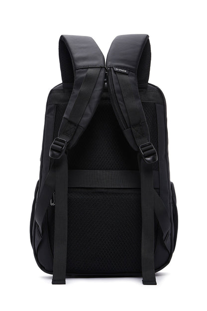 D-pack Erkek Siyah Teknolojik Kumaş Hardcase Sırt Çantası