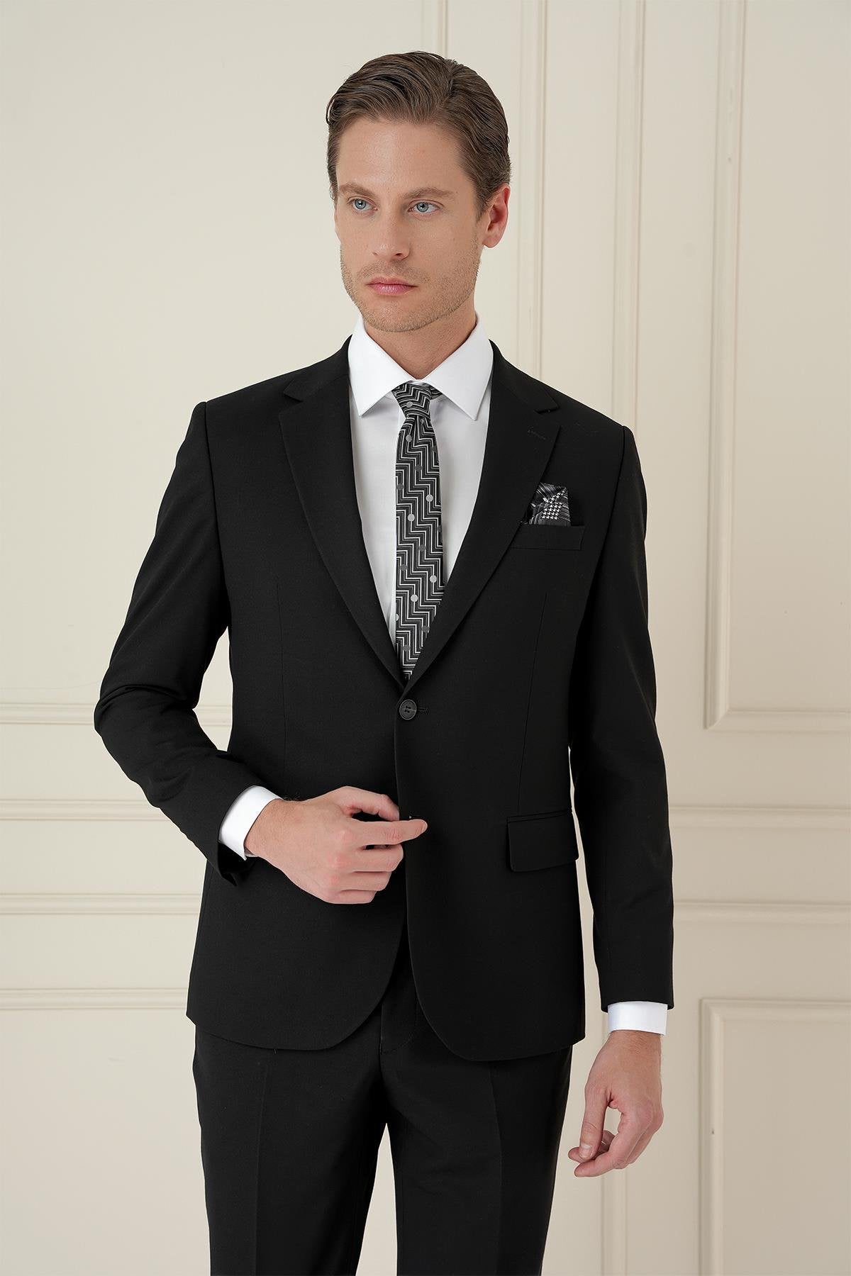 Tk 912 Slim Fit Çift Yırtmaç Mono Yaka Klasik Siyah Takım Elbise